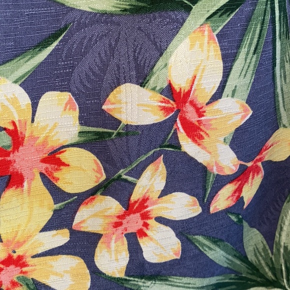 TOMMY BAHAMA| 100% Silk Women’s Floral Shirt -sz XS - Picture 3 of 8